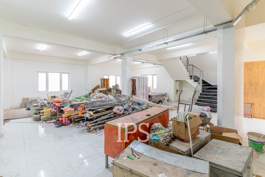 357 Sqm Commercial Villa and 4 Storey Building For Rent - Tonle Bassac, Phnom Penh