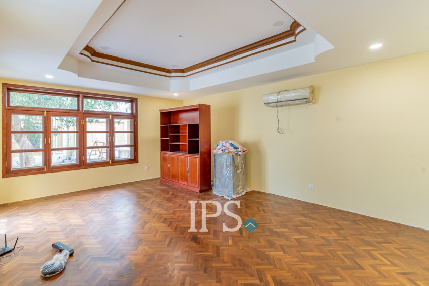 357 Sqm Commercial Villa and 4 Storey Building For Rent - Tonle Bassac, Phnom Penh