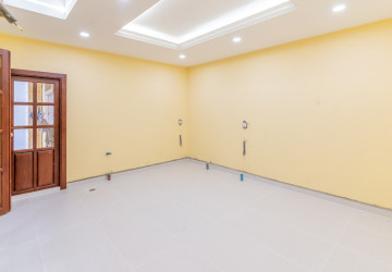 357 Sqm Commercial Villa and 4 Storey Building For Rent - Tonle Bassac, Phnom Penh thumbnail