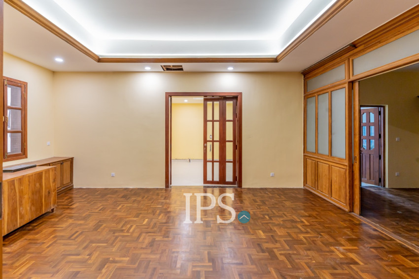 357 Sqm Commercial Villa and 4 Storey Building For Rent - Tonle Bassac, Phnom Penh