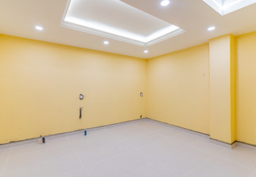 357 Sqm Commercial Villa and 4 Storey Building For Rent - Tonle Bassac, Phnom Penh thumbnail