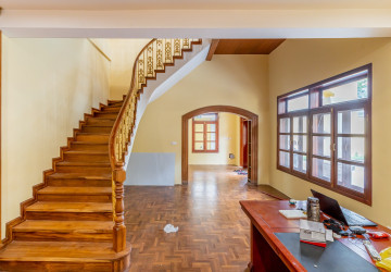 357 Sqm Commercial Villa and 4 Storey Building For Rent - Tonle Bassac, Phnom Penh thumbnail