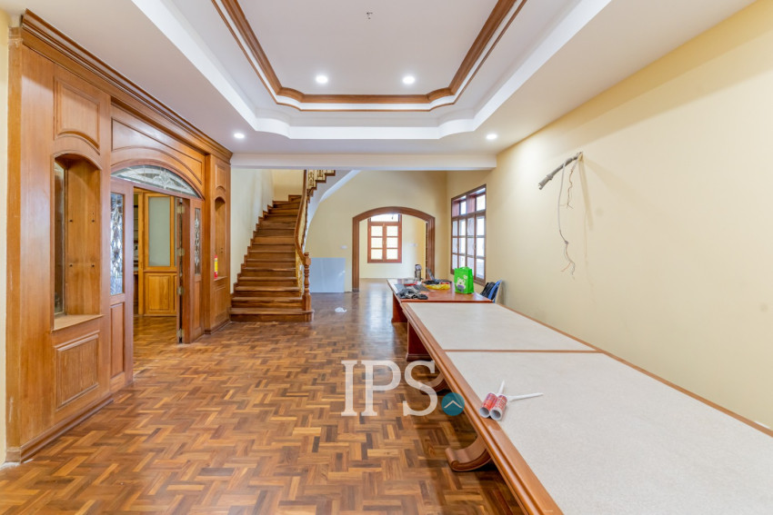 357 Sqm Commercial Villa and 4 Storey Building For Rent - Tonle Bassac, Phnom Penh