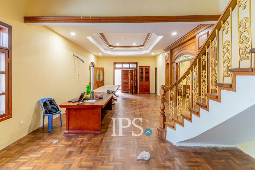 357 Sqm Commercial Villa and 4 Storey Building For Rent - Tonle Bassac, Phnom Penh