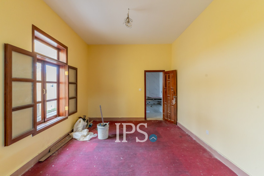 357 Sqm Commercial Villa and 4 Storey Building For Rent - Tonle Bassac, Phnom Penh