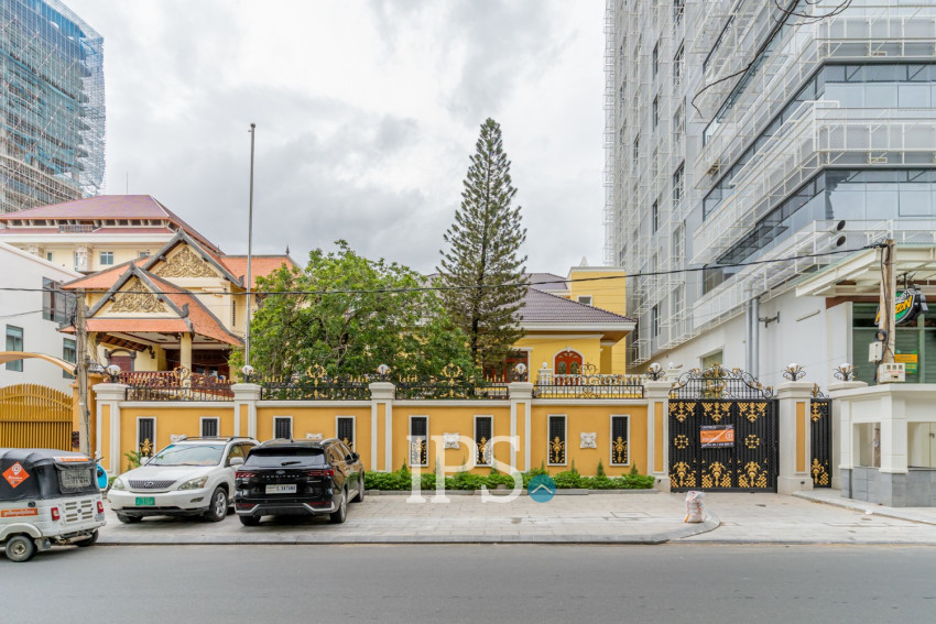 357 Sqm Commercial Villa and 4 Storey Building For Rent - Tonle Bassac, Phnom Penh