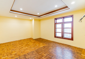 357 Sqm Commercial Villa and 4 Storey Building For Rent - Tonle Bassac, Phnom Penh thumbnail