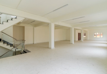 357 Sqm Commercial Villa and 4 Storey Building For Rent - Tonle Bassac, Phnom Penh thumbnail