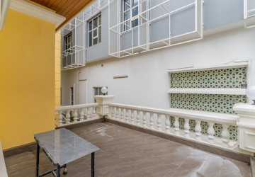 357 Sqm Commercial Villa and 4 Storey Building For Rent - Tonle Bassac, Phnom Penh thumbnail