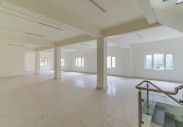 357 Sqm Commercial Villa and 4 Storey Building For Rent - Tonle Bassac, Phnom Penh thumbnail