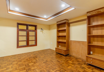 357 Sqm Commercial Villa and 4 Storey Building For Rent - Tonle Bassac, Phnom Penh thumbnail