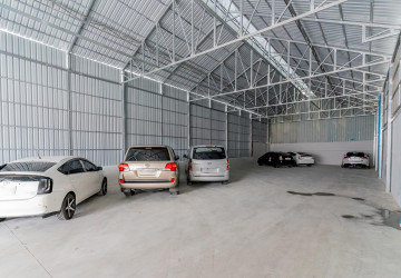 374 Sqm Warehouse For Rent - BKK2, Phnom Penh thumbnail