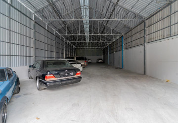374 Sqm Warehouse For Rent - BKK2, Phnom Penh thumbnail