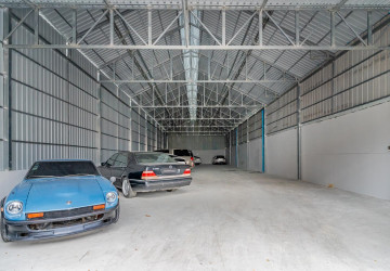 374 Sqm Warehouse For Rent - BKK2, Phnom Penh thumbnail