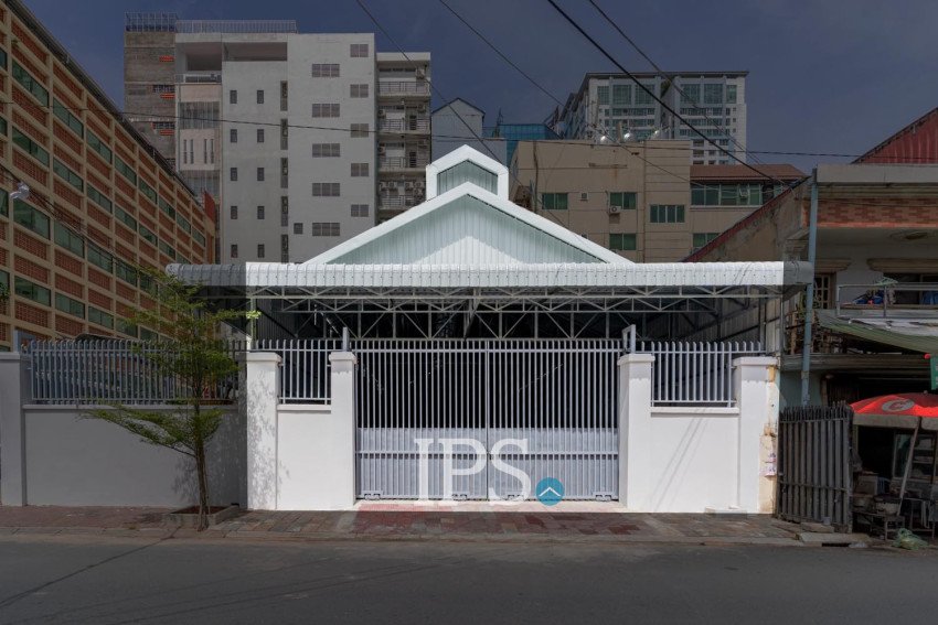 374 Sqm Warehouse For Rent - BKK2, Phnom Penh