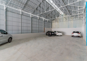374 Sqm Warehouse For Rent - BKK2, Phnom Penh thumbnail