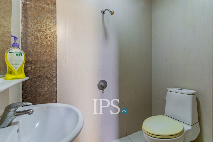 8 Room Commercial Villa For Rent - Phsar Derm Tkov, Phnom Penh