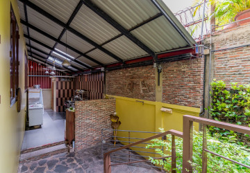 8 Room Commercial Villa For Rent - Phsar Derm Tkov, Phnom Penh thumbnail