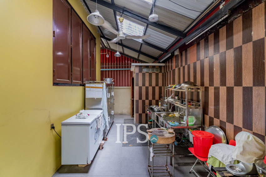 8 Room Commercial Villa For Rent - Phsar Derm Tkov, Phnom Penh