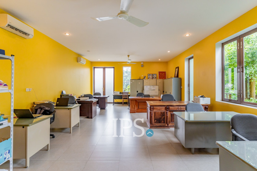 8 Room Commercial Villa For Rent - Phsar Derm Tkov, Phnom Penh