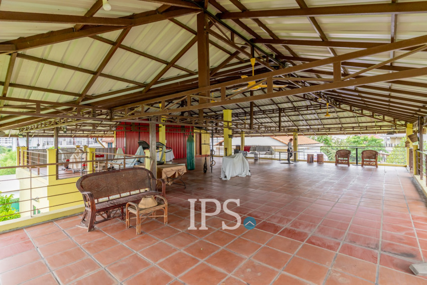 8 Room Commercial Villa For Rent - Phsar Derm Tkov, Phnom Penh