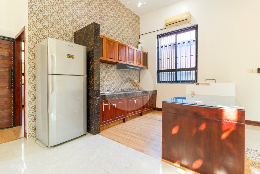 5 Bedroom Villa For Sale - Sala Kamreuk, Siem Reap