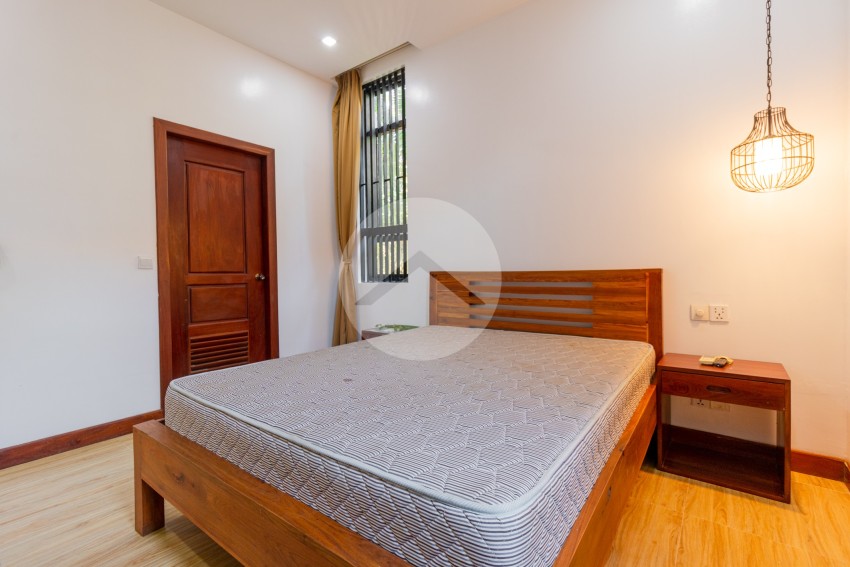 5 Bedroom Villa For Sale - Sala Kamreuk, Siem Reap