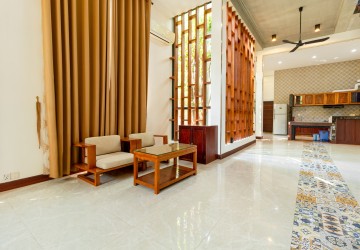 5 Bedroom Villa For Sale - Sala Kamreuk, Siem Reap thumbnail