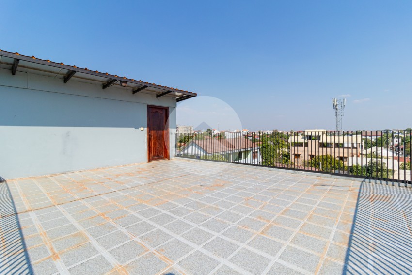 5 Bedroom Villa For Sale - Sala Kamreuk, Siem Reap