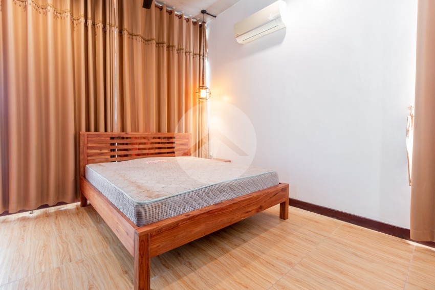 5 Bedroom Villa For Sale - Sala Kamreuk, Siem Reap