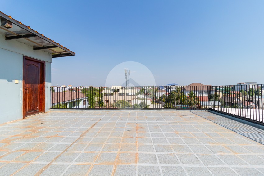 5 Bedroom Villa For Sale - Sala Kamreuk, Siem Reap