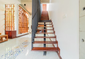 5 Bedroom Villa For Sale - Sala Kamreuk, Siem Reap thumbnail