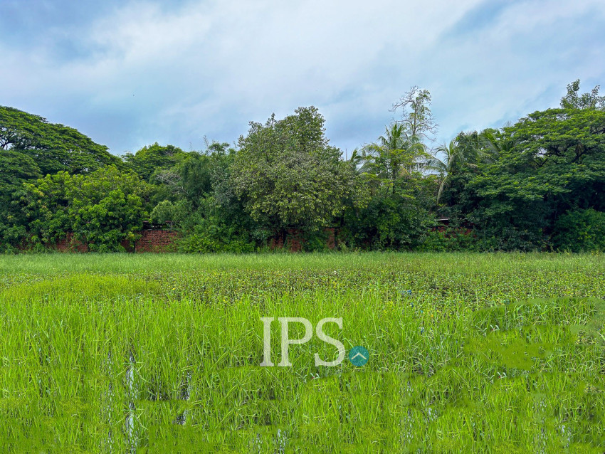 827 Sqm Land For Sale - Sala Kamreuk, Siem Reap