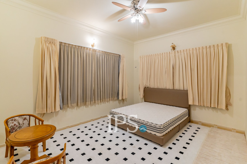5 Bedroom Villa For Rent - BKK1, Phnom Penh