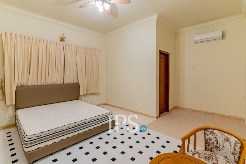 5 Bedroom Villa For Rent - BKK1, Phnom Penh