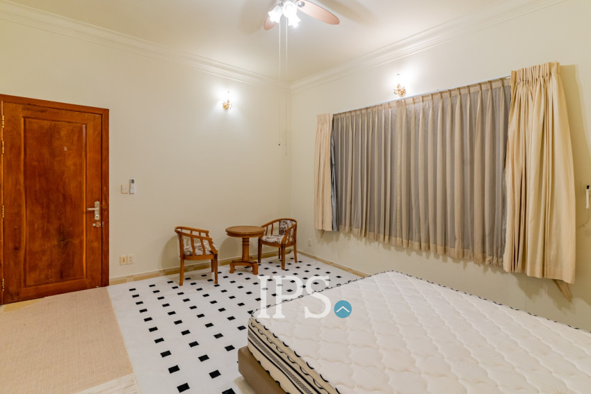 5 Bedroom Villa For Rent - BKK1, Phnom Penh