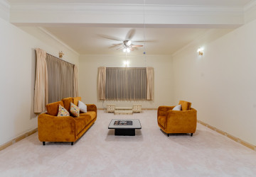 5 Bedroom Villa For Rent - BKK1, Phnom Penh thumbnail