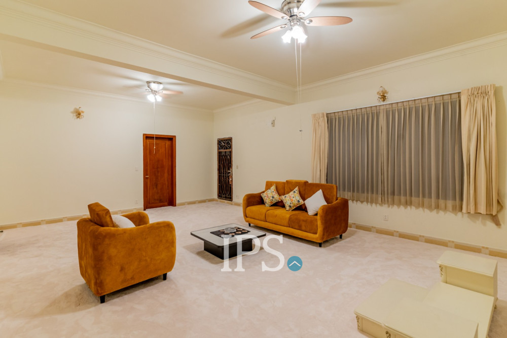 5 Bedroom Villa For Rent - BKK1, Phnom Penh - Image 24
