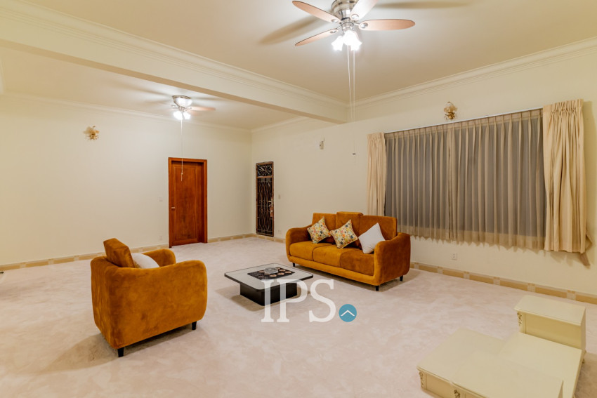 5 Bedroom Villa For Rent - BKK1, Phnom Penh