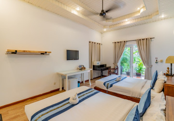 Hotel And Restaurant Business For Sale - Daun Penh, Phnom Penh thumbnail