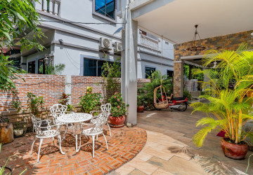4 Bedroom Villa For Rent - Chroy Changvar, Phnom Penh thumbnail