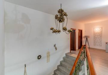4 Bedroom Villa For Rent - Chroy Changvar, Phnom Penh thumbnail