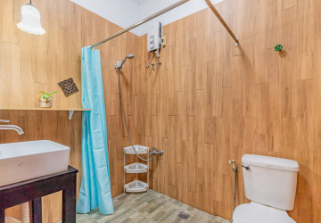 3 Bedroom Villa For Rent - Chroy Changvar, Phnom Penh thumbnail