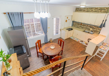 3 Bedroom Villa For Rent - Chroy Changvar, Phnom Penh thumbnail