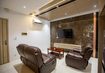 5th Floor 1 Bedroom Condo For Sale - Mekong View 6, Chroy Changvar, Phnom Penh thumbnail