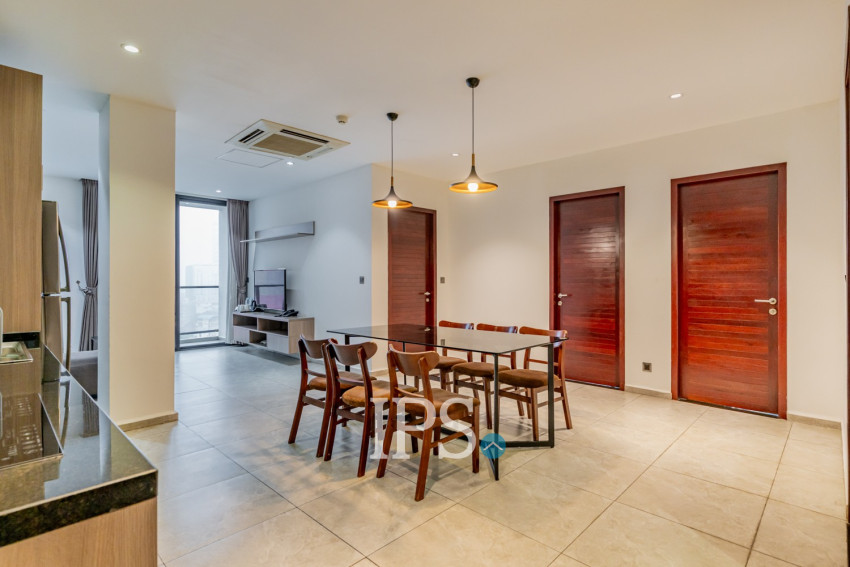 3 Bedroom Serviced Apartment For Rent - BKK2, Phnom Penh