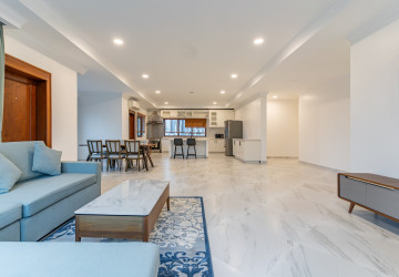 3 Bedroom Serviced Apartment For Rent - BKK1, Phnom Penh thumbnail