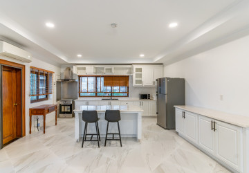 3 Bedroom Serviced Apartment For Rent - BKK1, Phnom Penh thumbnail