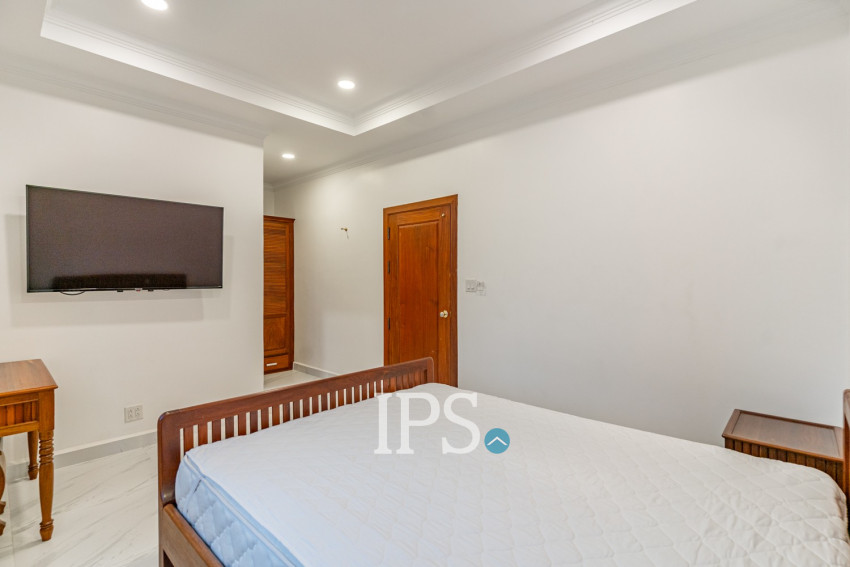 3 Bedroom Serviced Apartment For Rent - BKK1, Phnom Penh