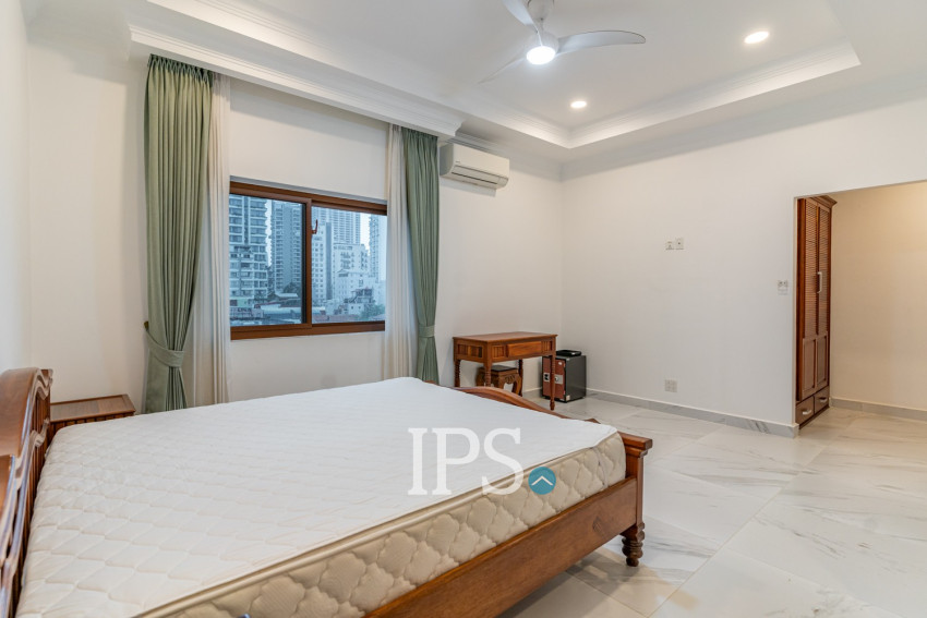 3 Bedroom Serviced Apartment For Rent - BKK1, Phnom Penh
